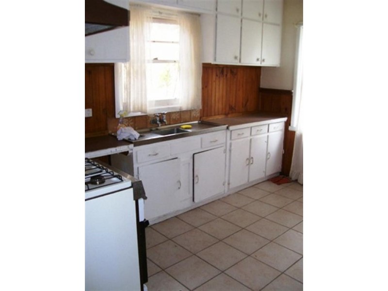 192 Railway Parade, Noble Park VIC 3174