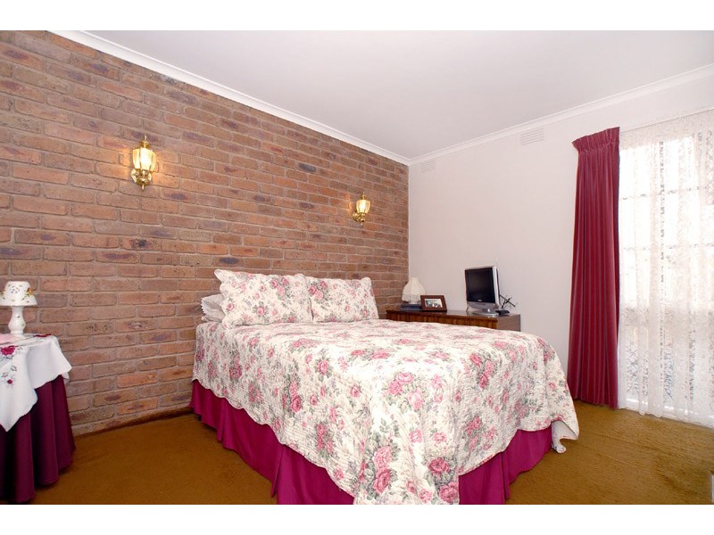 1 Cromwell Court, Keysborough VIC 3173