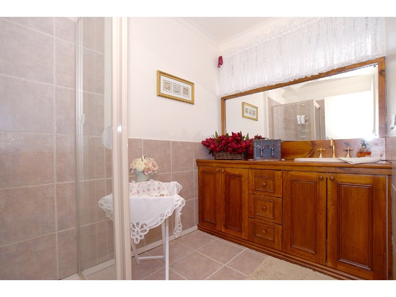 1 Cromwell Court, Keysborough VIC 3173