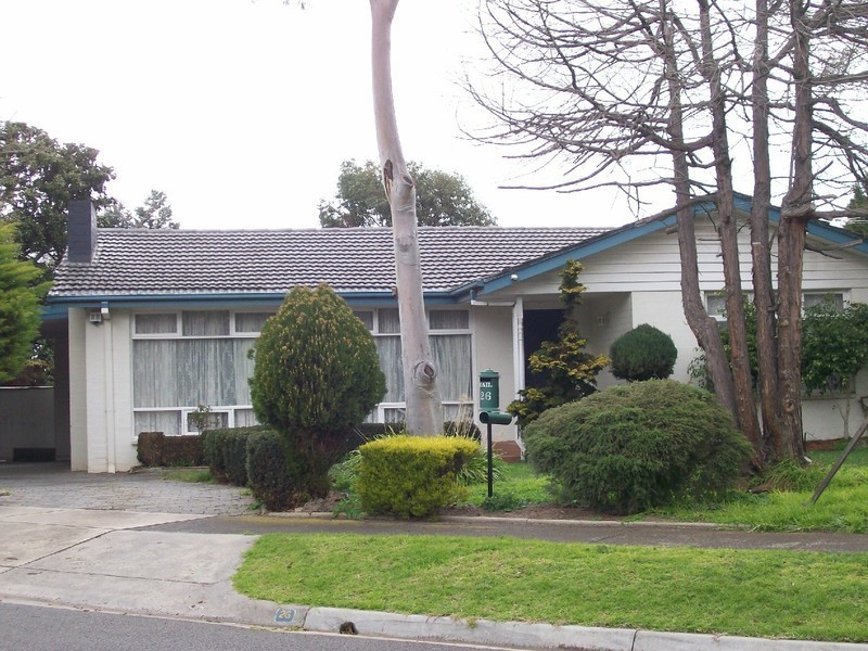 26 Glenwood Drive, Springvale South VIC 3172