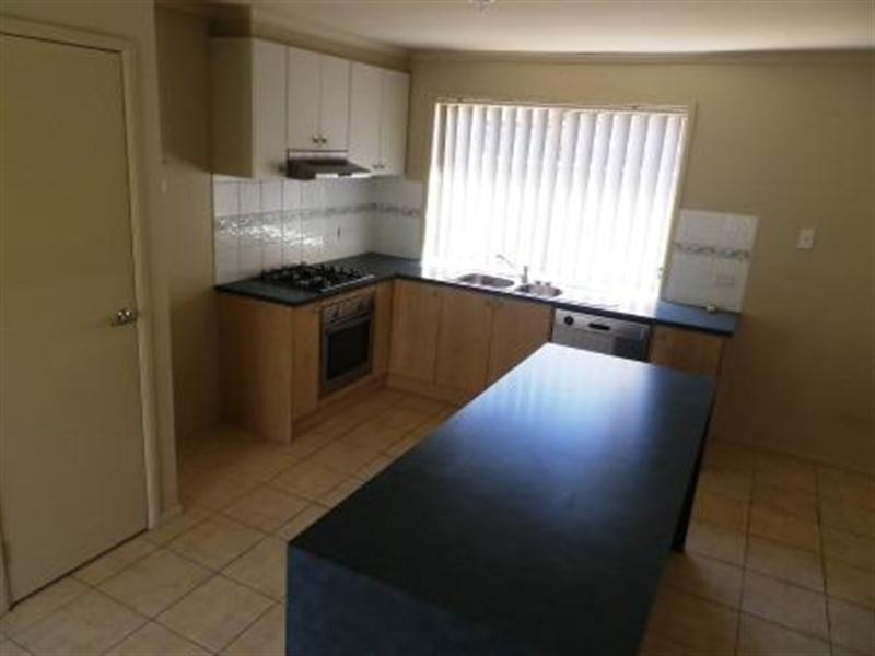 8 Westbrooke Drive, Keysborough VIC 3173