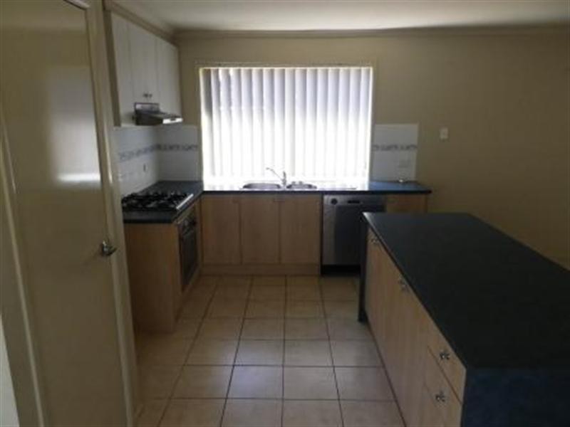 8 Westbrooke Drive, Keysborough VIC 3173