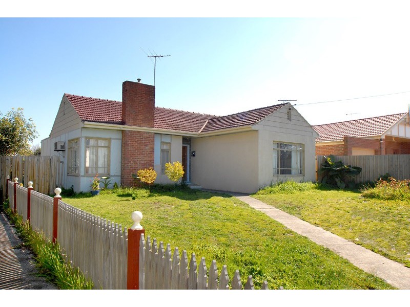 2 Lewis Street, Springvale VIC 3171