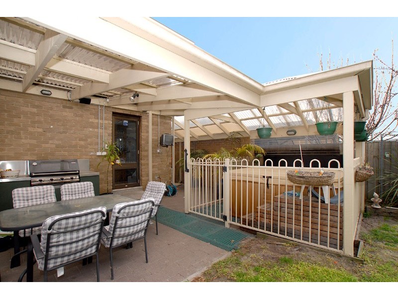 61 Darren Road, Keysborough VIC 3173