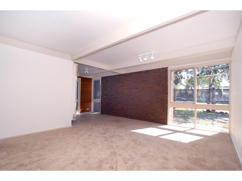 2 Kerrie Court, Springvale South VIC 3172