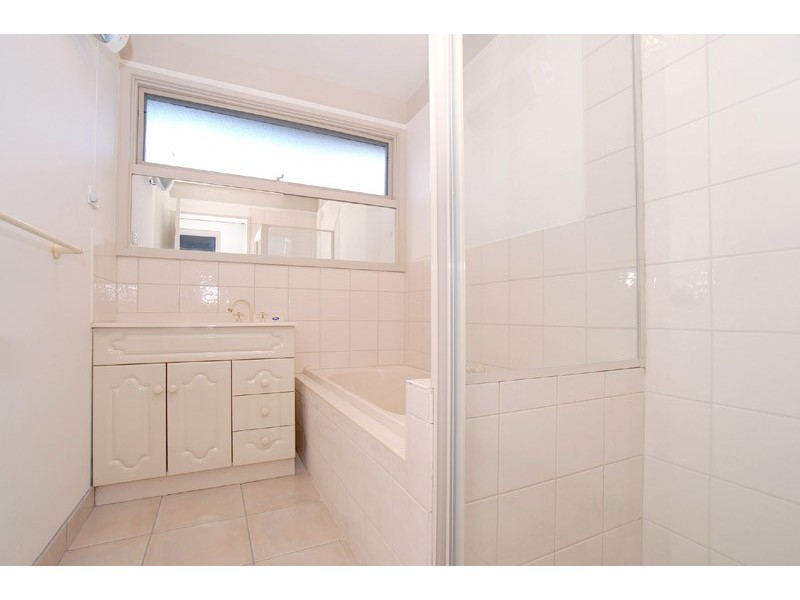 2 Kerrie Court, Springvale South VIC 3172