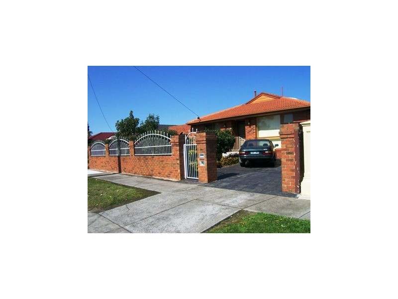 42 Murchison Crescent, Clayton South VIC 3169