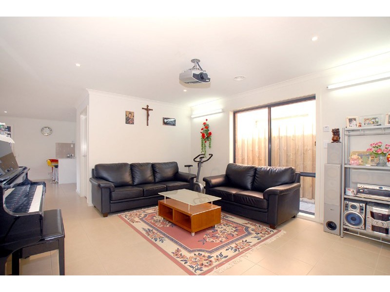 6/25 Davis Way, Springvale VIC 3171