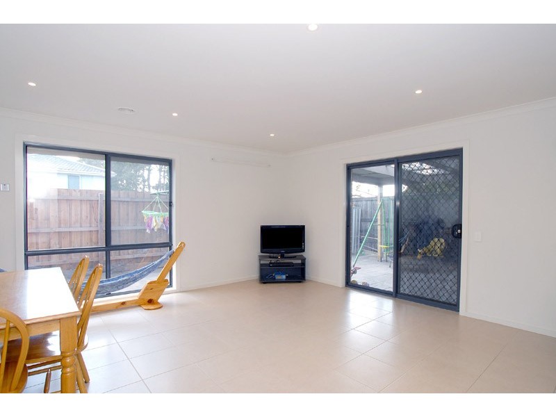 6/25 Davis Way, Springvale VIC 3171