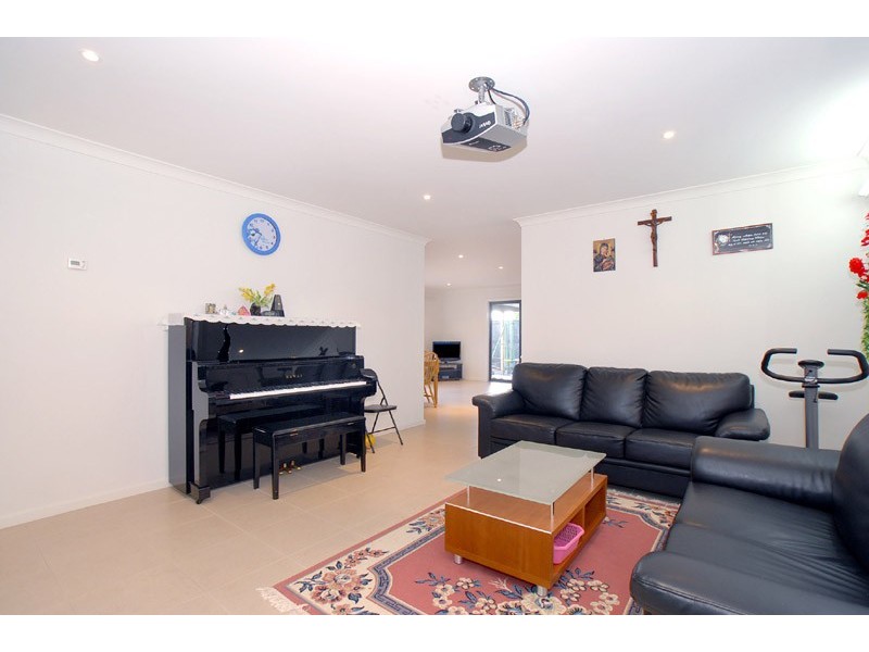 6/25 Davis Way, Springvale VIC 3171
