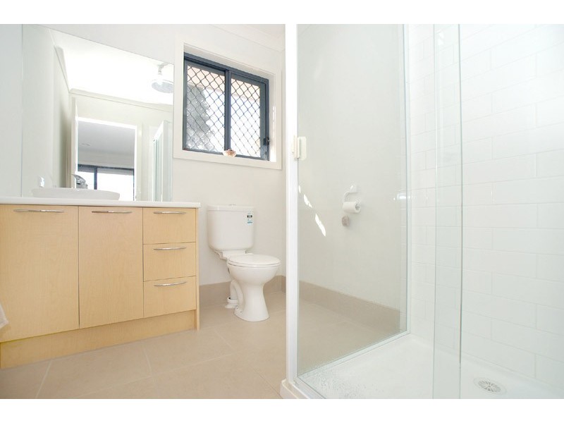 6/25 Davis Way, Springvale VIC 3171
