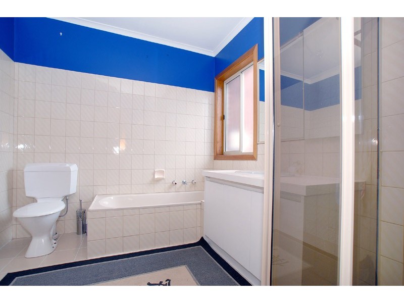 4/17 Leonard Avenue, Noble Park VIC 3174