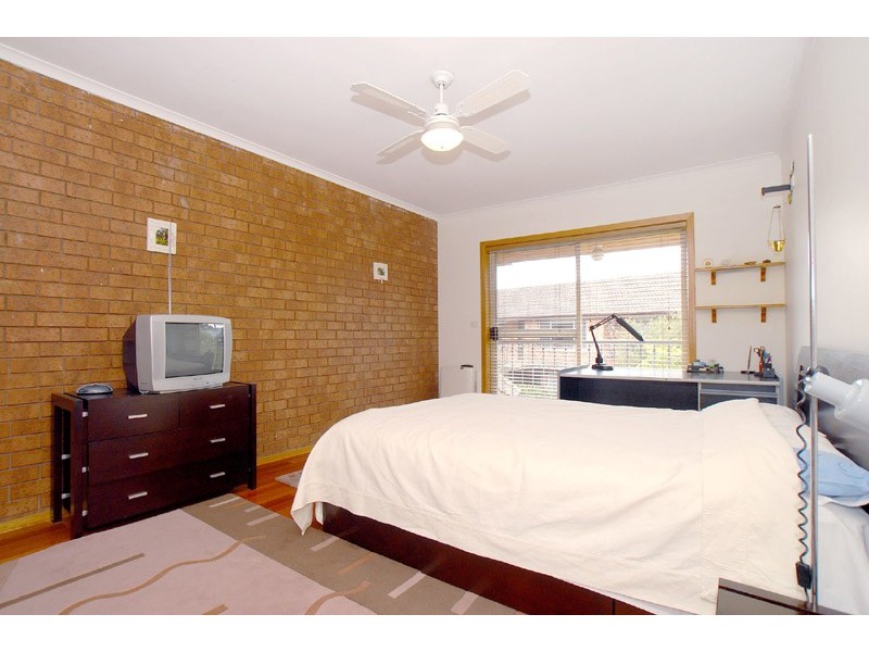 4/17 Leonard Avenue, Noble Park VIC 3174