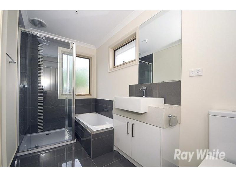 2/39 Macpherson Street, Dandenong VIC 3175