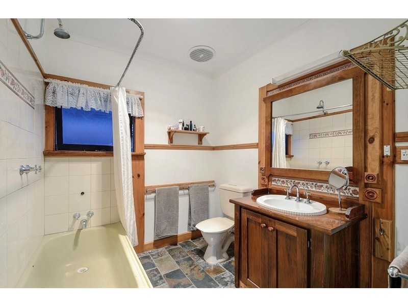 40 Birdwood Avenue, Dandenong VIC 3175