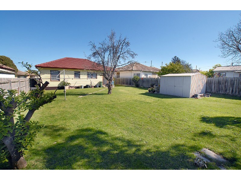 9 McNab Court, Dandenong VIC 3175