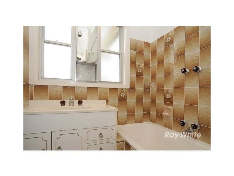 1 Masters Street, Dandenong VIC 3175