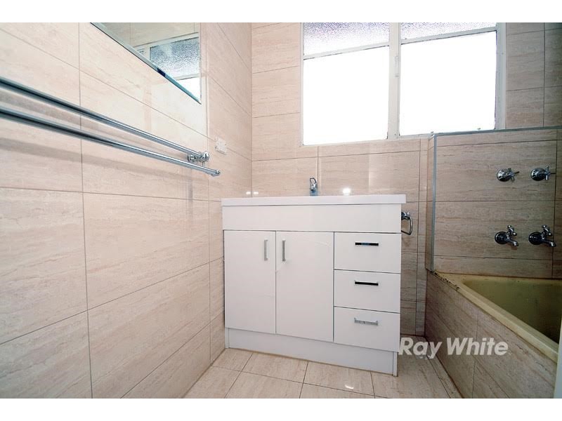 10 Prunus Grove, Doveton VIC 3177