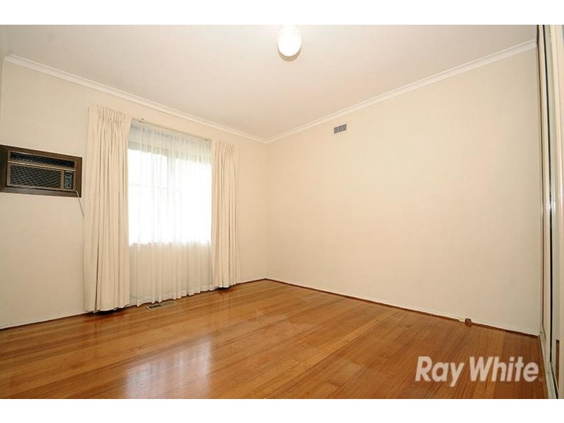 33 Sylvia Street, Dandenong North VIC 3175