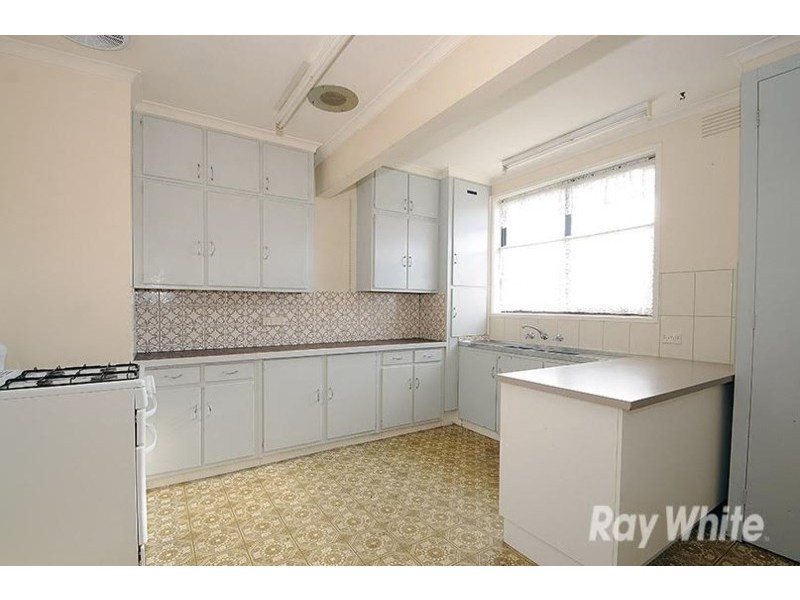 33 Sylvia Street, Dandenong North VIC 3175