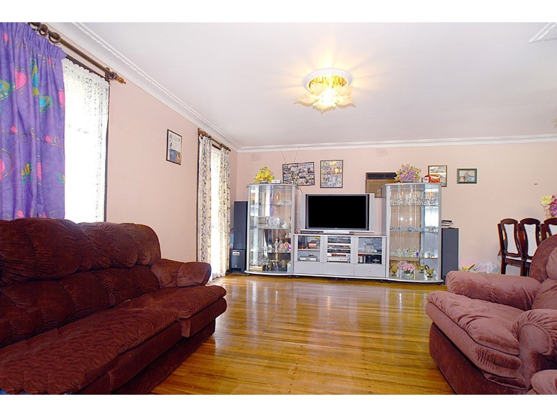 17 Mullum Court, Springvale South VIC 3172