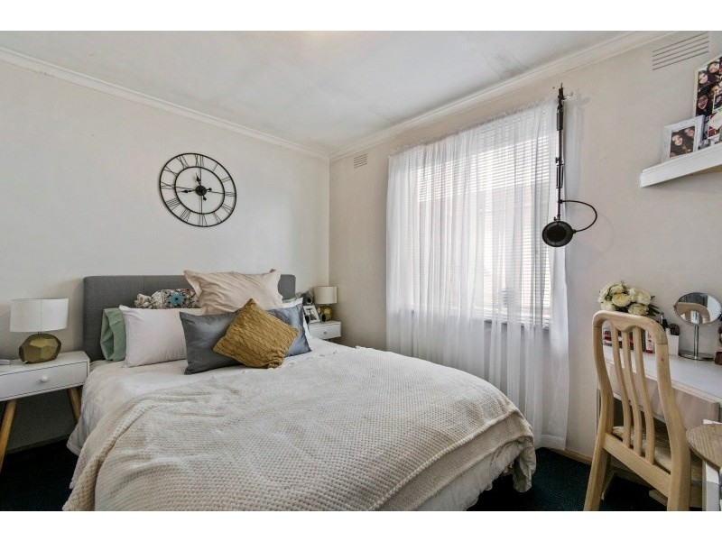 8 Jennifer Street, Noble Park North VIC 3174