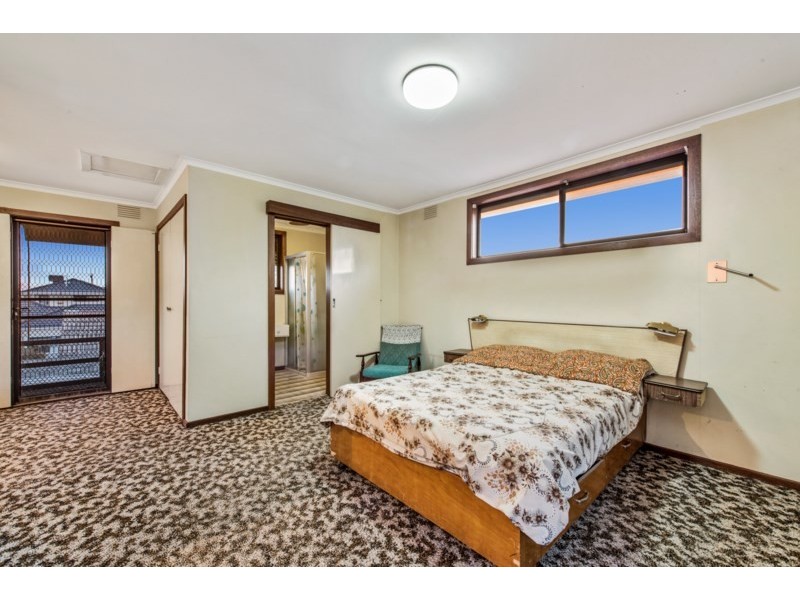 28 Theodore Avenue, Noble Park VIC 3174