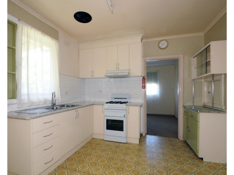 9 Peter Street, Springvale VIC 3171