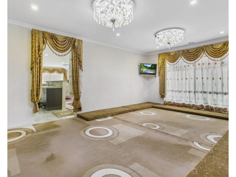 10 Kaimas Way, Dandenong VIC 3175