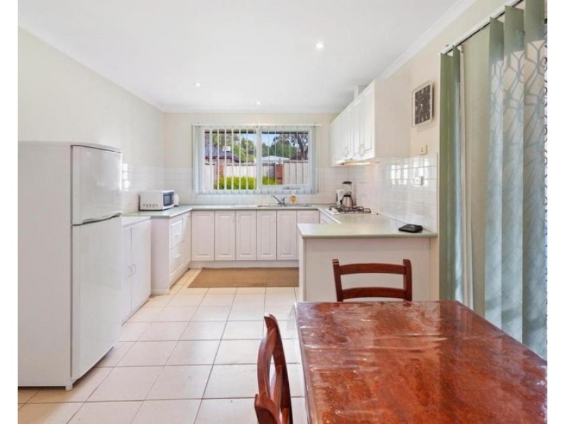 1/38 Blackwood Drive, Narre Warren VIC 3805