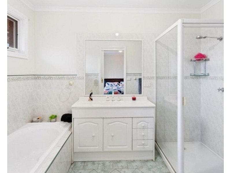 1/38 Blackwood Drive, Narre Warren VIC 3805