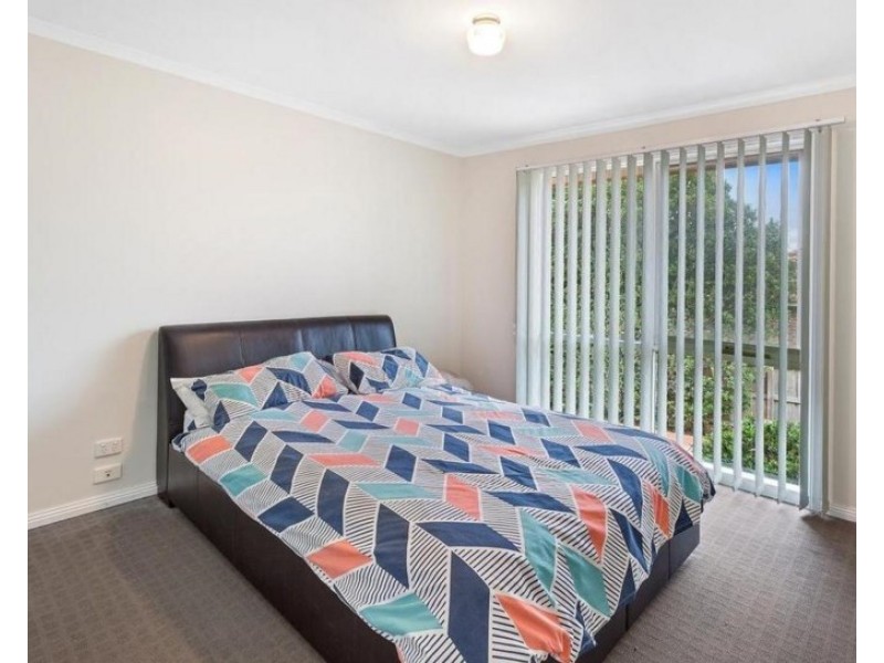 1/38 Blackwood Drive, Narre Warren VIC 3805