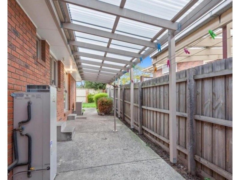 1/38 Blackwood Drive, Narre Warren VIC 3805