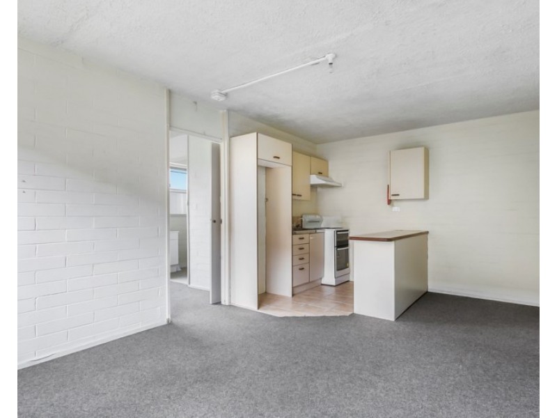 2/1 Somers Street, Noble Park VIC 3174