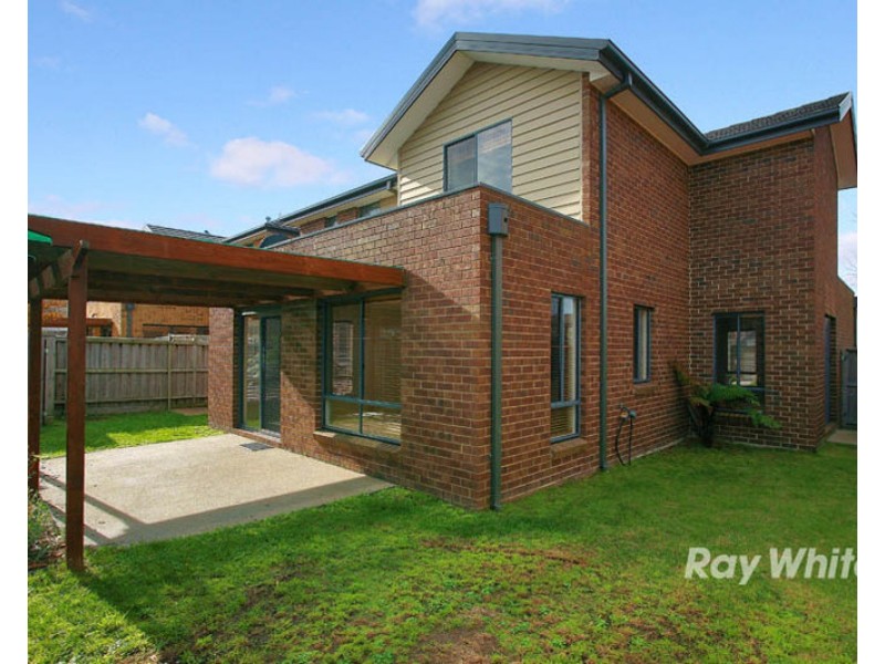2/137 Keylana Drive, Keysborough VIC 3173