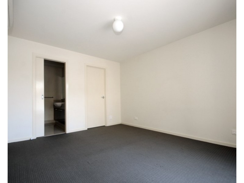 2/78 Wells Road, Seaford VIC 3198