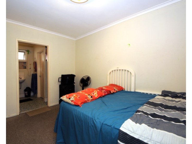 2/52 Gatcum Court, Noble Park VIC 3174