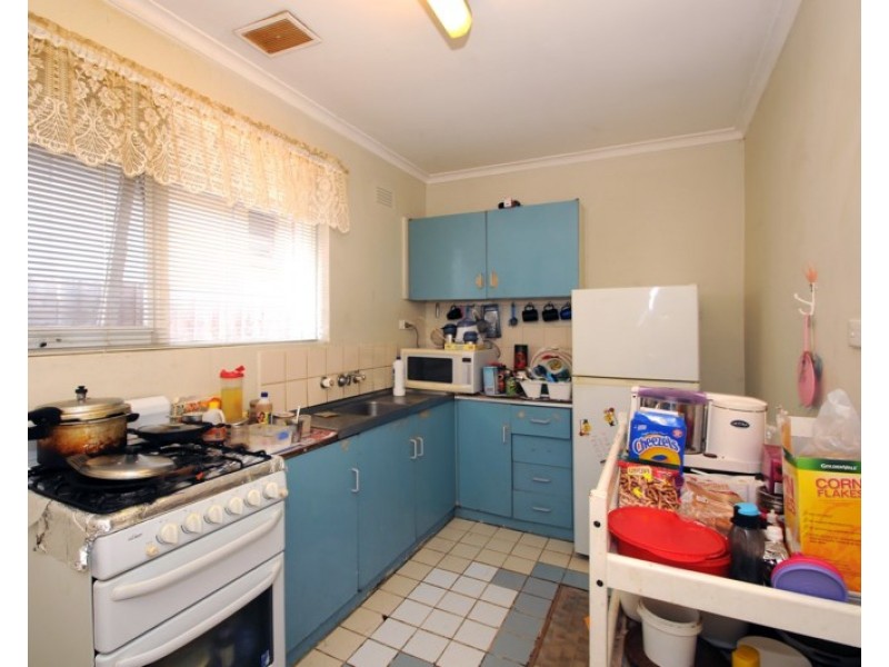 2/52 Gatcum Court, Noble Park VIC 3174