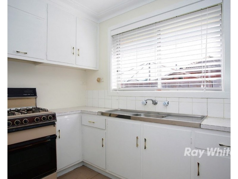 4/12 Kelvinside Road, Noble Park VIC 3174