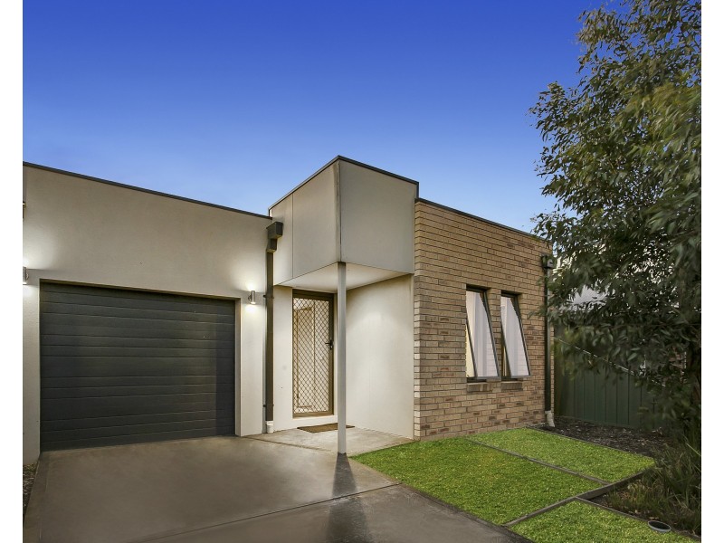 24 Steven Street, Dandenong VIC 3175
