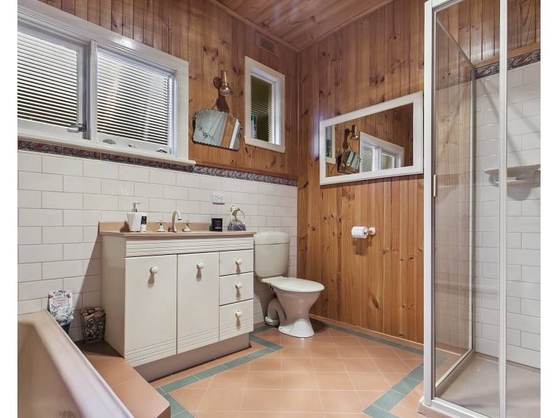 73 Jones Road, Dandenong VIC 3175