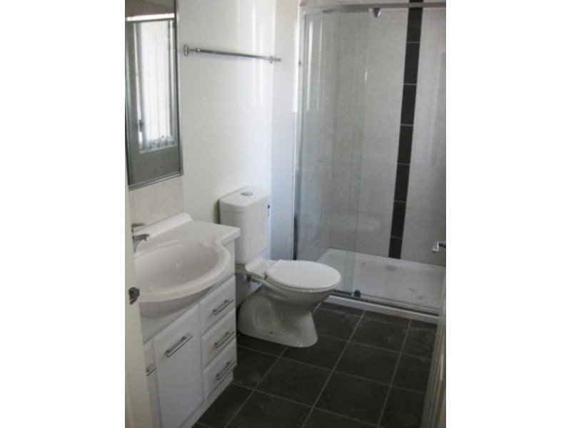 27 Wall Street, Noble Park VIC 3174