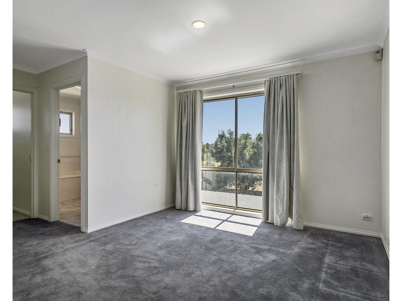 93 Hennessy Way, Dandenong North VIC 3175