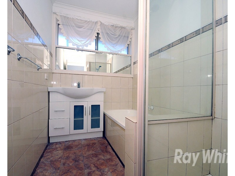 5 Grayling Crescent, Keysborough VIC 3173