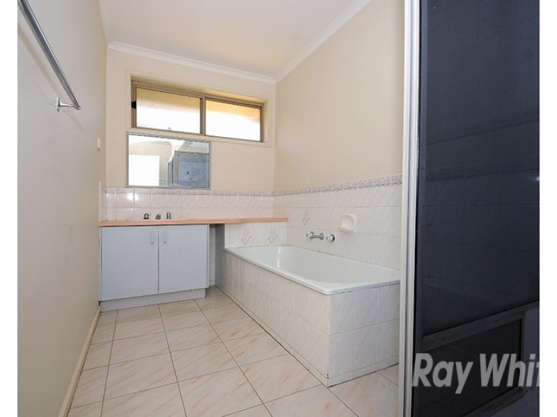 1/51 Leonard Avenue, Noble Park VIC 3174