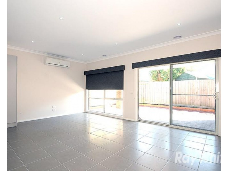 2/73 Brady Road, Dandenong North VIC 3175