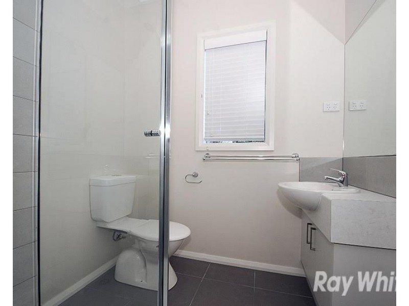 2/73 Brady Road, Dandenong North VIC 3175