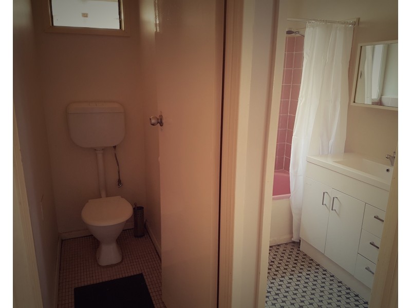 2/15 Jenkins Street, Noble Park VIC 3174