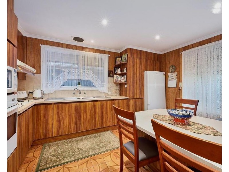 16 Bloomfield Road, Noble Park VIC 3174