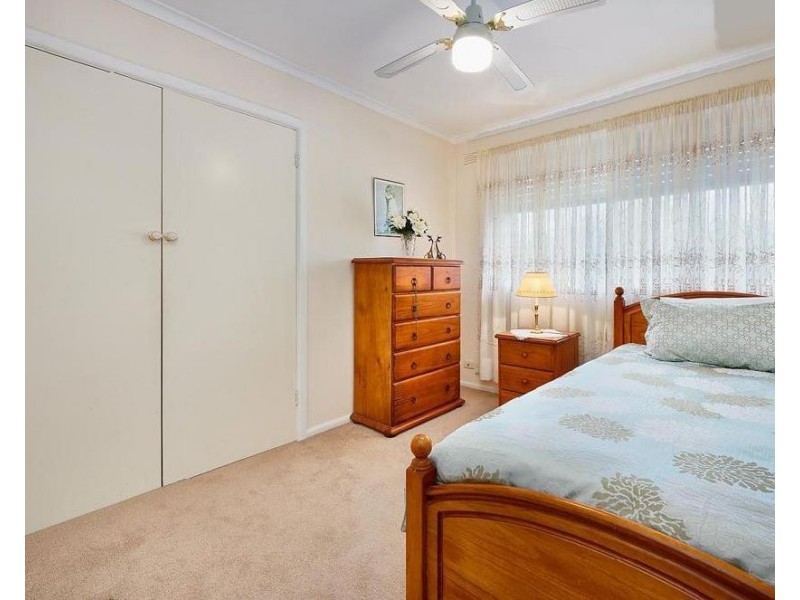 16 Bloomfield Road, Noble Park VIC 3174